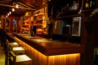 Diva Villa Airport Transit Hotel - bar