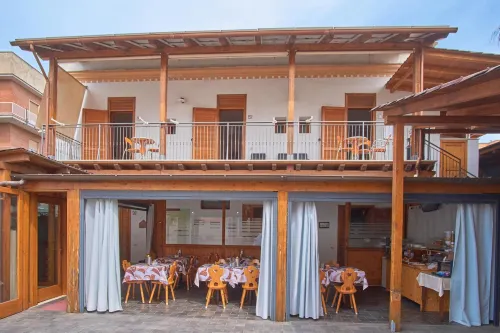 Bel Sole Guest House - 3-Star
