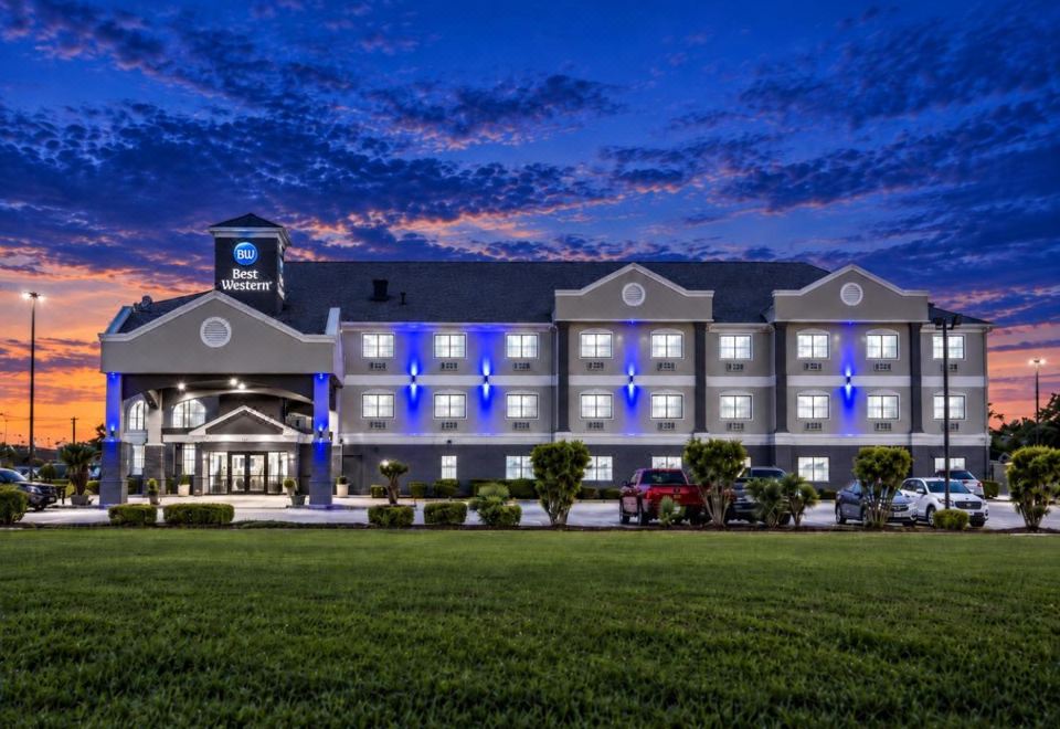 SureStay by Best Western Texas City I-45