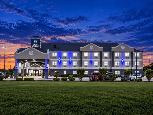 Best Western Texas City I-45 - Parkering