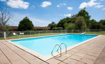 Logis Hôtel Restaurant la Vieille Ferme, Mâcon Nord