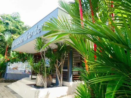 Cascade Gardens Отели рядом с достопримечательностью «Кэрнс Эспланаде Лагун»