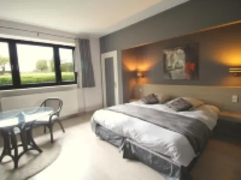 Les Alisiers Hotels in Houffalize