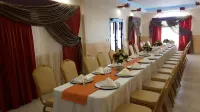 Veranda Hotel - parking