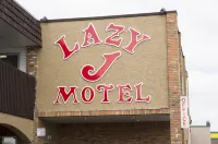 Lazy J Motel Hotels in Claresholm