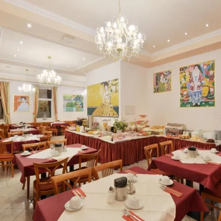 Garten- Und Kunsthotel Gabriel City