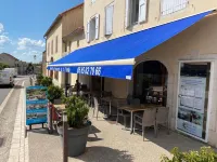 Hôtel de La Poste Hotel di Saint-Jean-d'Alcapies