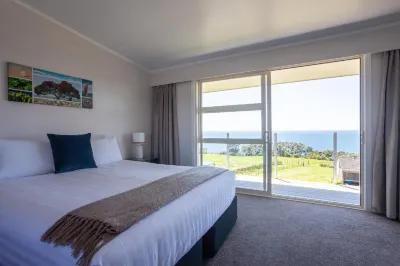 Pacific Rendezvous Resort