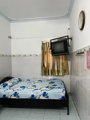 Cat Phuong Motel Hotels in Xuan An