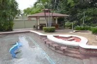 Luxva Hotel en Guayaquil - piscina