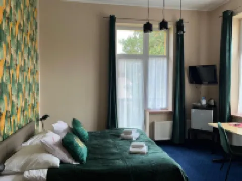 貝拉酒店 耶萊尼亞古拉酒店