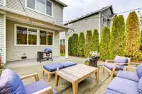Spacious Kent Home Near SeaTac Airport with Patio Hotels in Kent