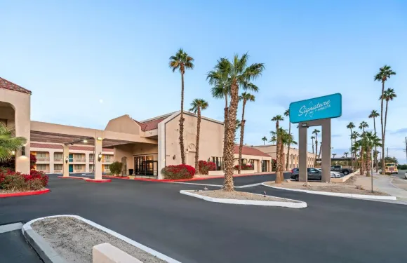 Signature印第奧酒店（I-10公路 · 科切拉谷）