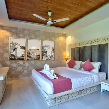 Raya Resorts