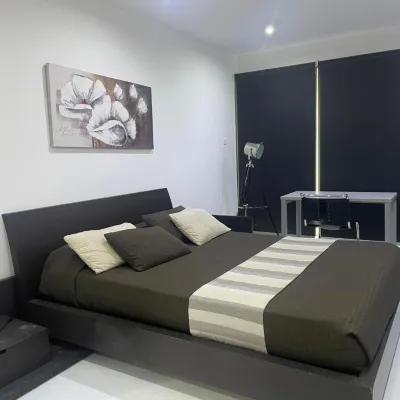 Antik Malta Hotels near Tower Road