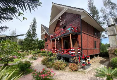 Roman Sinasi Hotel by Secoms Hotel dekat View Point Tongging Geopark Kaldera Toba