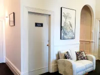 Work Stay at 123 - Hostels