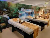 Hotel Jade Spa - ที่มีสปา