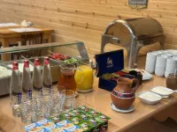Yeghevnut Hotel - breakfast