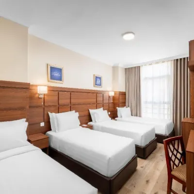 Deyar Al Eiman Hotel โรงแรมใกล้โดมเขียว