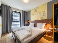 Meininger Hotel Frankfurt Main / Airport Отели рядом с достопримечательностью «Вестенд»
