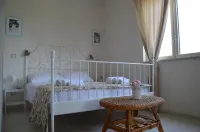 B&B la Via di Casa Hotels in Villaggio Peruzzo