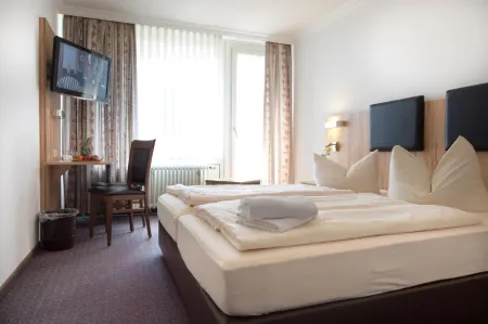 Hotel Promenade Отели в г. Бланкенштайн