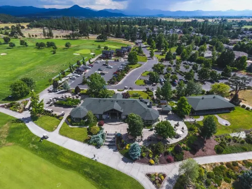 Resort at Eagle Point Golf Club Lodging Hotels in Eagle Point