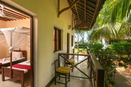 Amaan Beach Bungalows