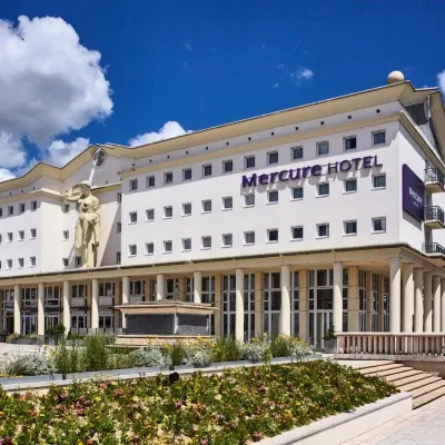 Hôtel Mercure Marne-la-Vallée Bussy St Georges Hotels near Monastere Fo Guang Shan France