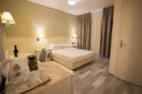Marom Residence Romema