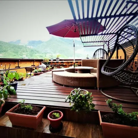 Ludrong Hotel