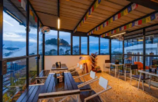 沙洛姆背包客旅館 - 慕蘇里