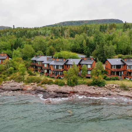 Lutsen Sea Villas Hotels in Cook County