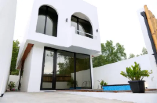 Losbaba Komodo Villa Hotels in Batu Cermin