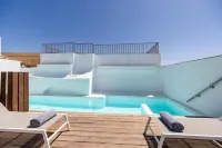 Aristoy - by Grupo Tribu - Pool