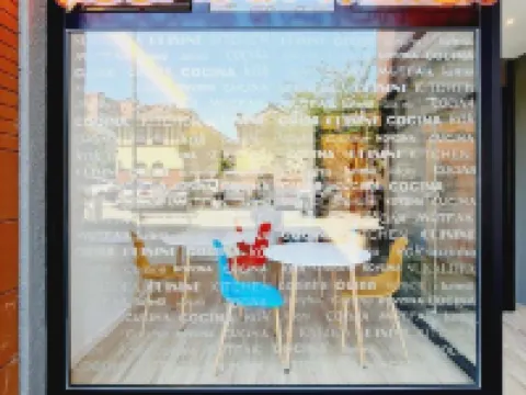 ビルバオ ルームズ & キッチン サンツツ ビルバオのホテル