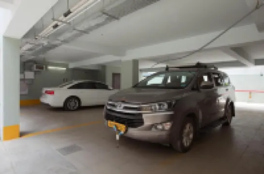 โรงแรม 44 โอเอซิส