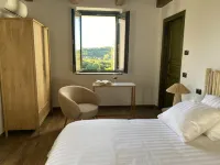Cascina 1909 Hôtels à : Monta