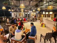 Tlo - the Life Outdoor, Bir Billing