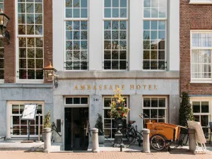 Ambassade Hotel