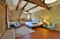 La Bastide Bleue فنادق في Seguret
