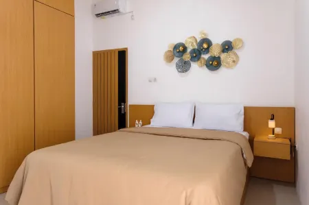 INNCA The Amerta Private Villa, Solo Отели в г. Grogol