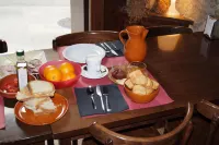 Urbi Apartments - breakfast