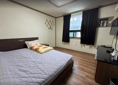 Gwangju Sangmu Green Hotels near Uncheon Station