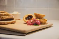 Downe Cottages - Homestays