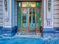 Victoriei Skyline Apartment - Steps from Old Town ローマン・アリーナ周辺のホテル