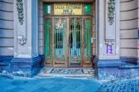 Victoriei Skyline Apartment - Steps from Old Town
