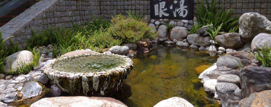 Gongga Shentang Hot Spring