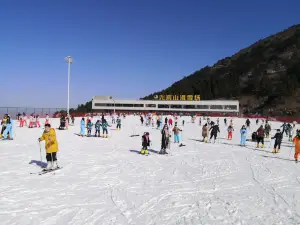 Jiugong Mountain Ski Resort